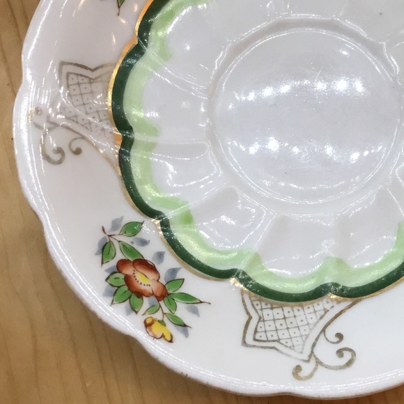 Vintage Ucagco Occupied Japan Eggshell Porcelain Cup and Saucer - Picture 5 of 11